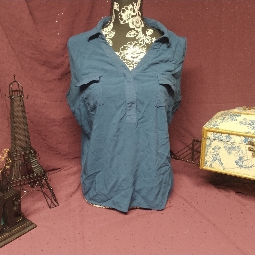 Sonoma Blue Sleeveless Top Size XL